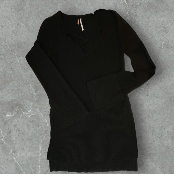 Free People Black Criss Cross Front Tunic Sweater - Picture 8 of 13